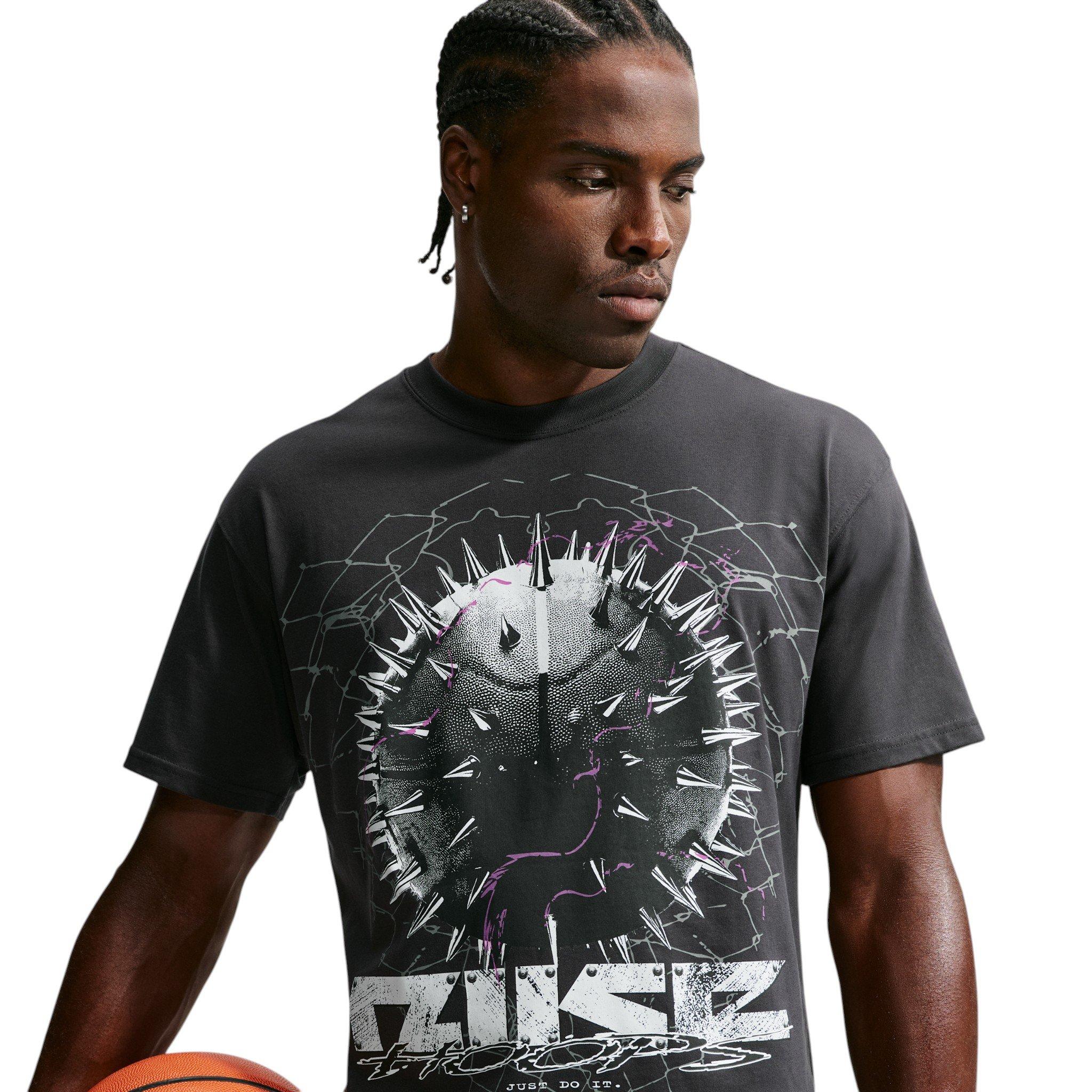 Nike Men's Spiked Basketball T-Shirt - BLACK
